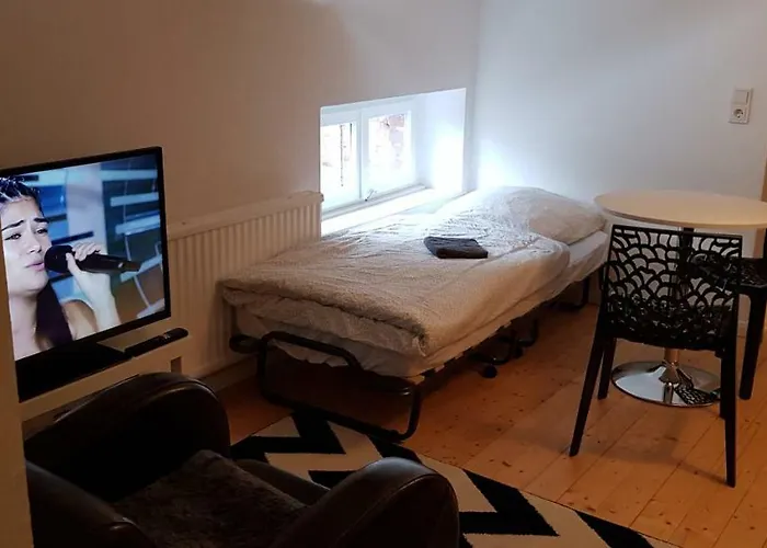 Ludwigstrasse Apartment *